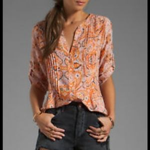 BCBGMAXAZRIA Bessie Pin Tucked Tunic Blouse